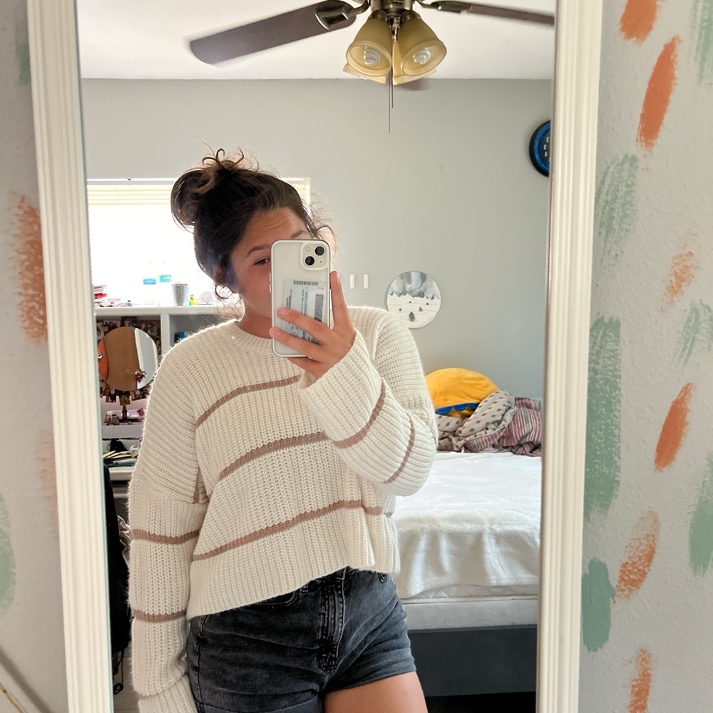 Cropped sweater